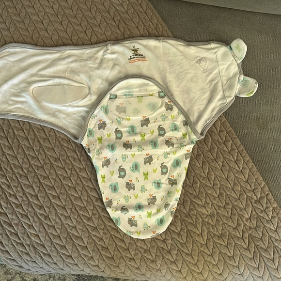 Swaddle Me - Picture 4 of 9